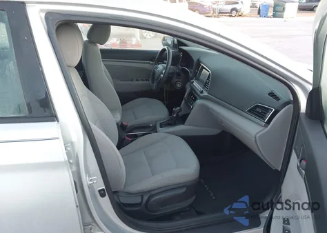 2017 Hyundai Elantra Se z USA, uszkodzony, nr VIN 5NPD84LF1HH148559